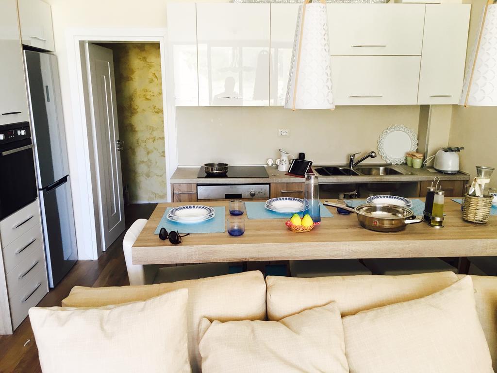 West Beach Apartment Durrës Kültér fotó