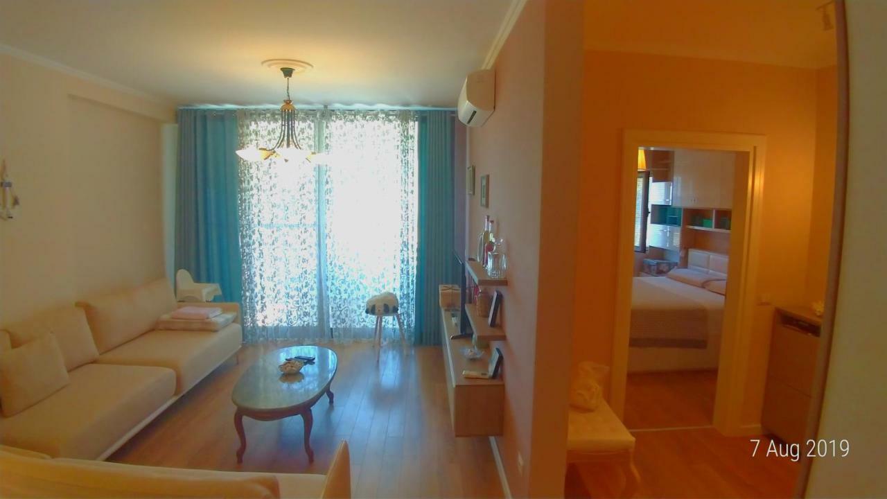West Beach Apartment Durrës Kültér fotó