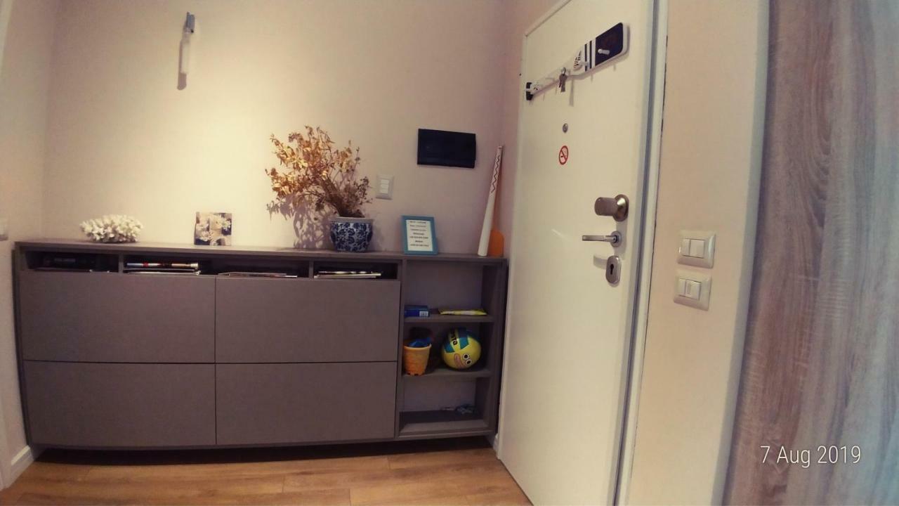 West Beach Apartment Durrës Kültér fotó